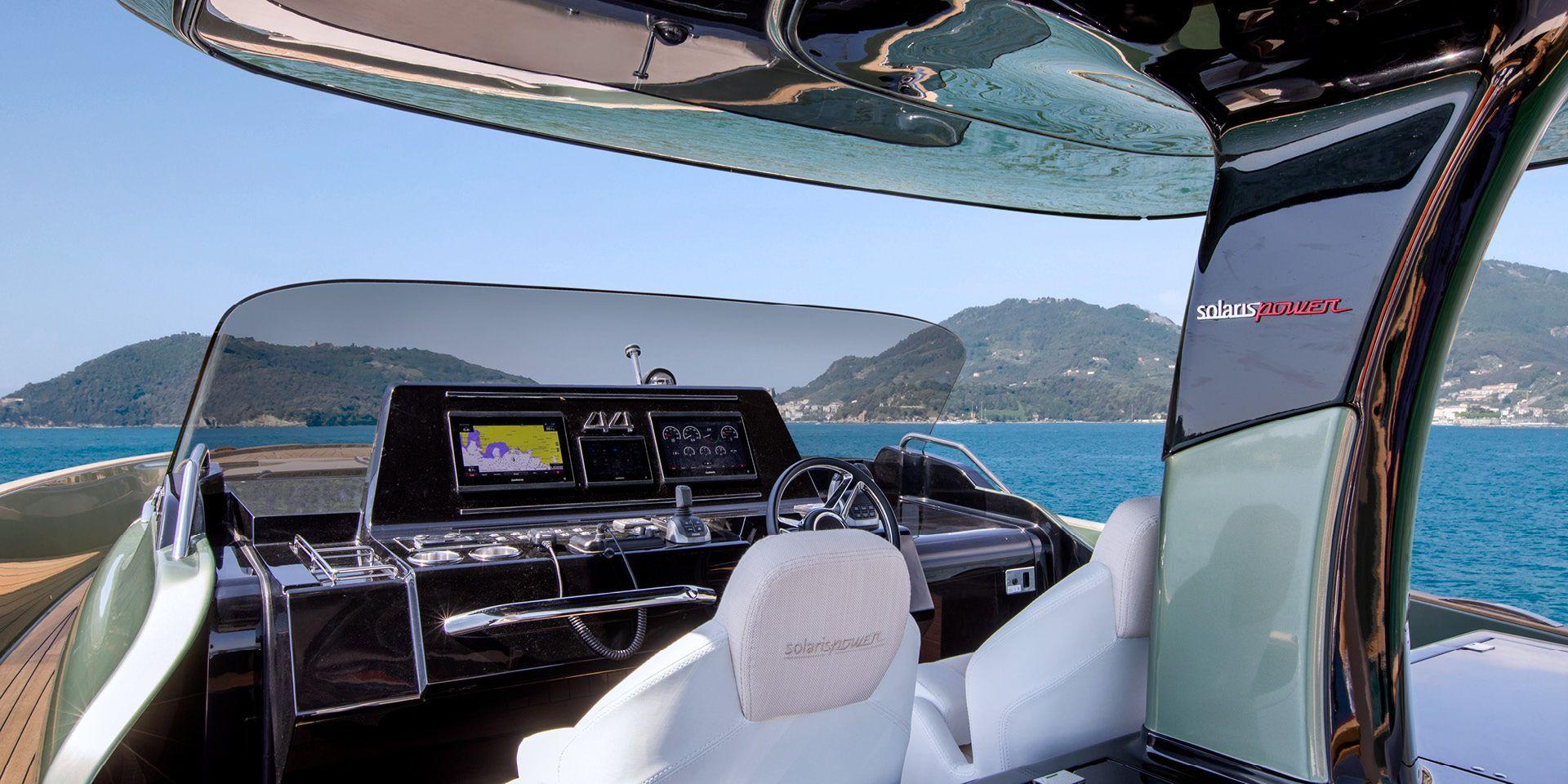 Solaris Yachts Open 44'