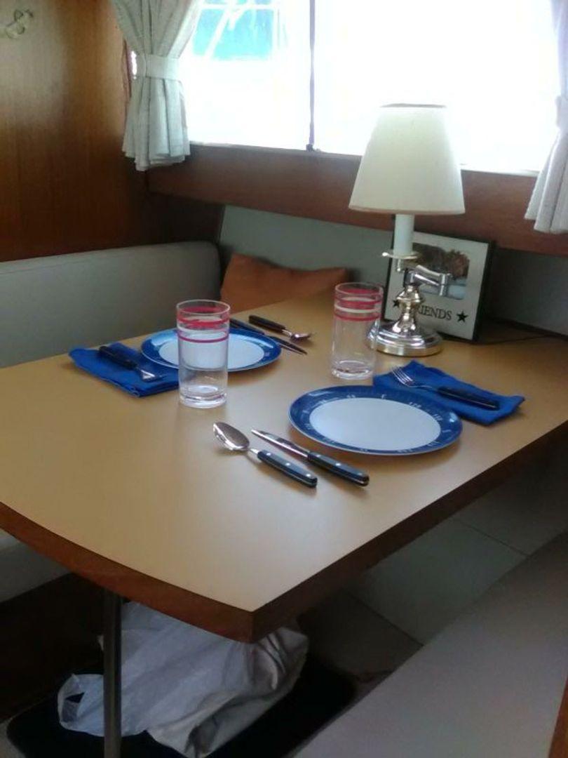 Chris-Craft Commander 31'