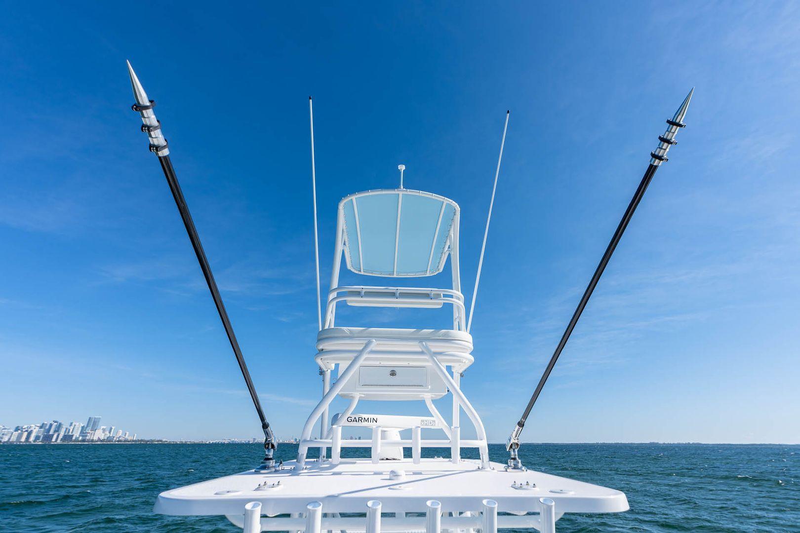 Invincible Boats Catamaran 35'