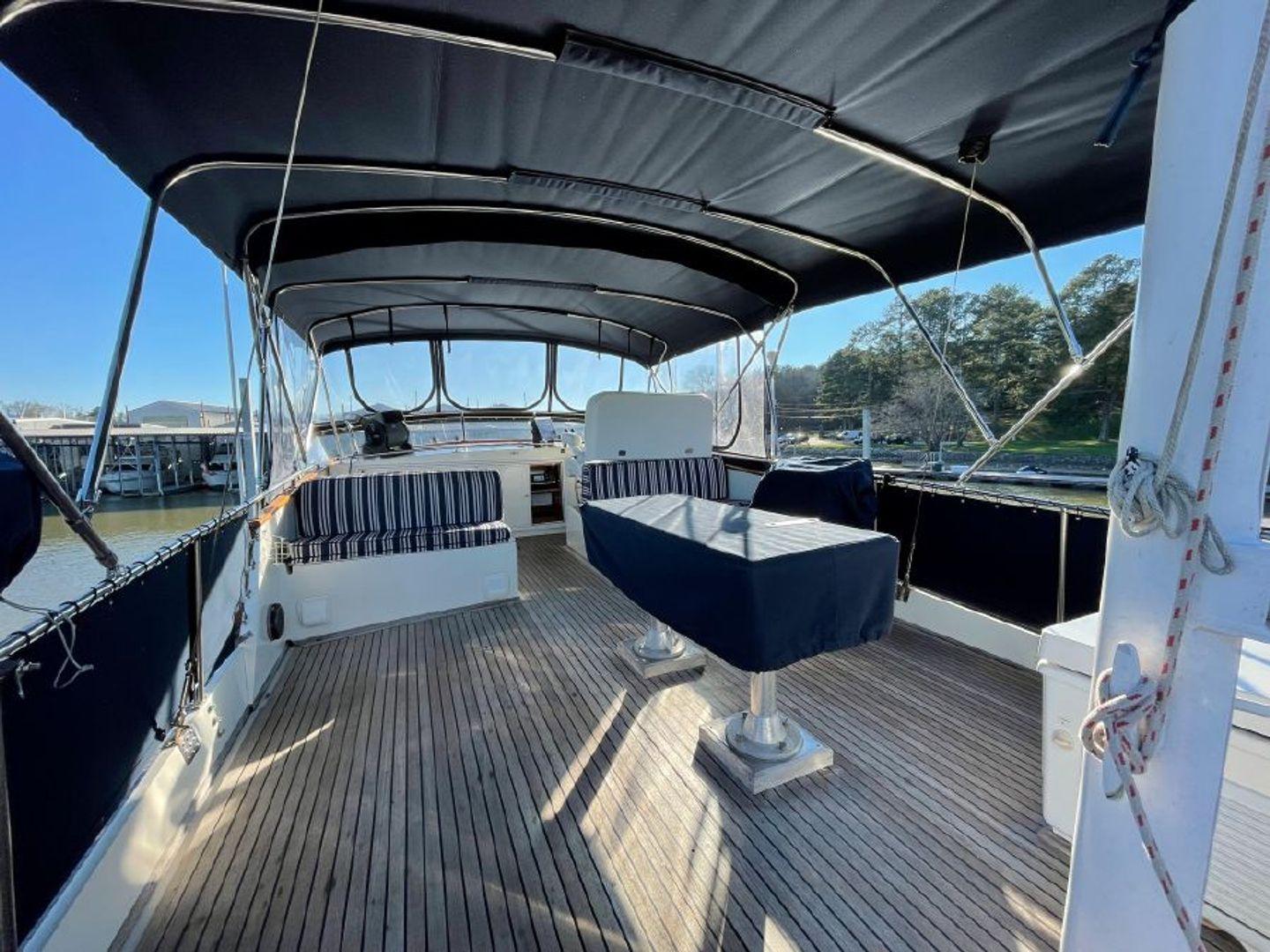 Harrmony, Grand Banks Classic 49'