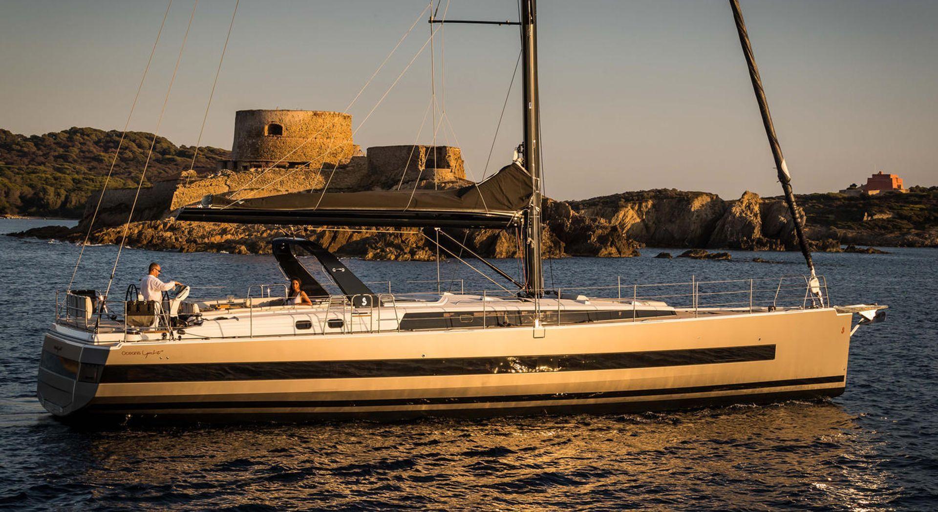 Beneteau Oceanis 62'