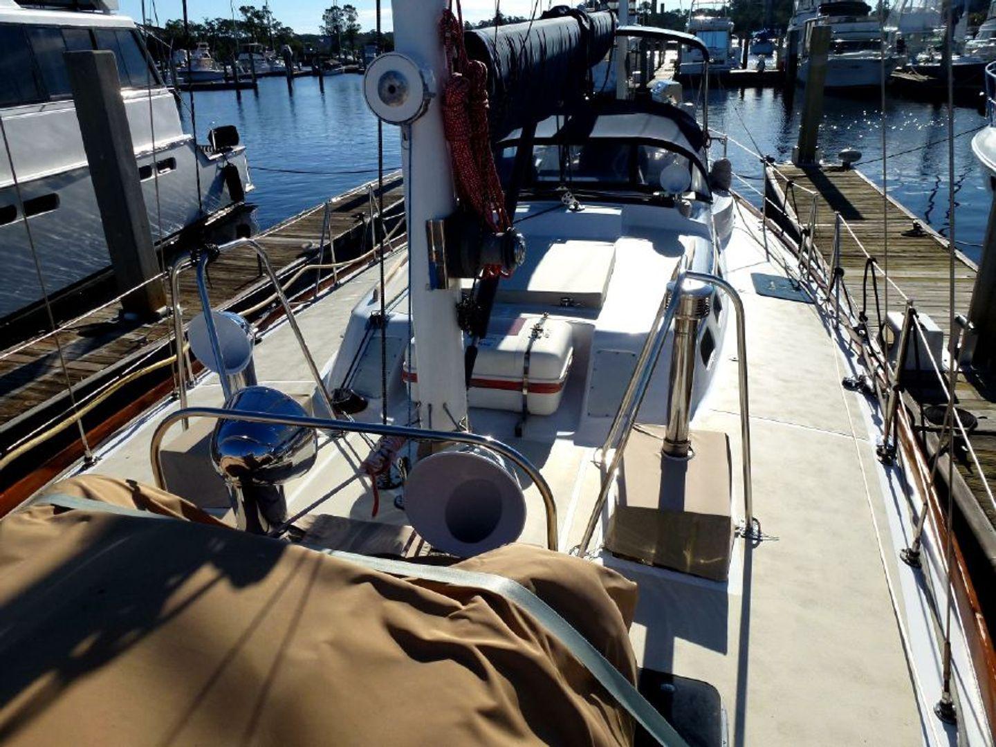 Duet, Hinckley Sou'wester 50'
