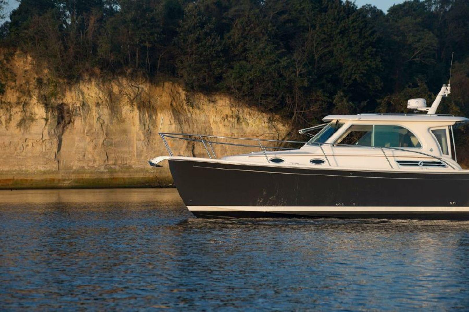 Back Cove 34'