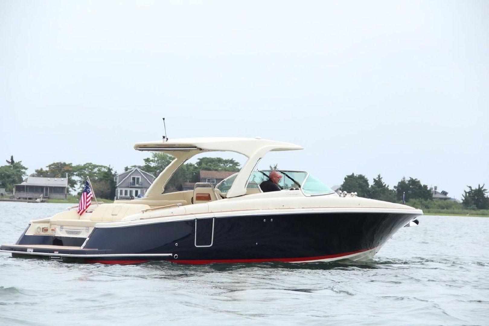 Chris-Craft Launch GT 35'