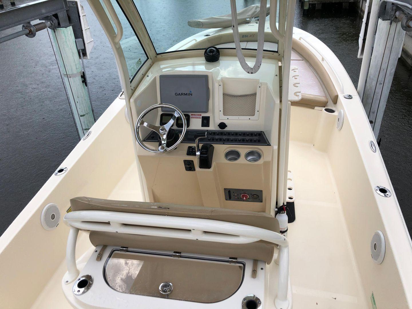 Scout Boat Xs 25'