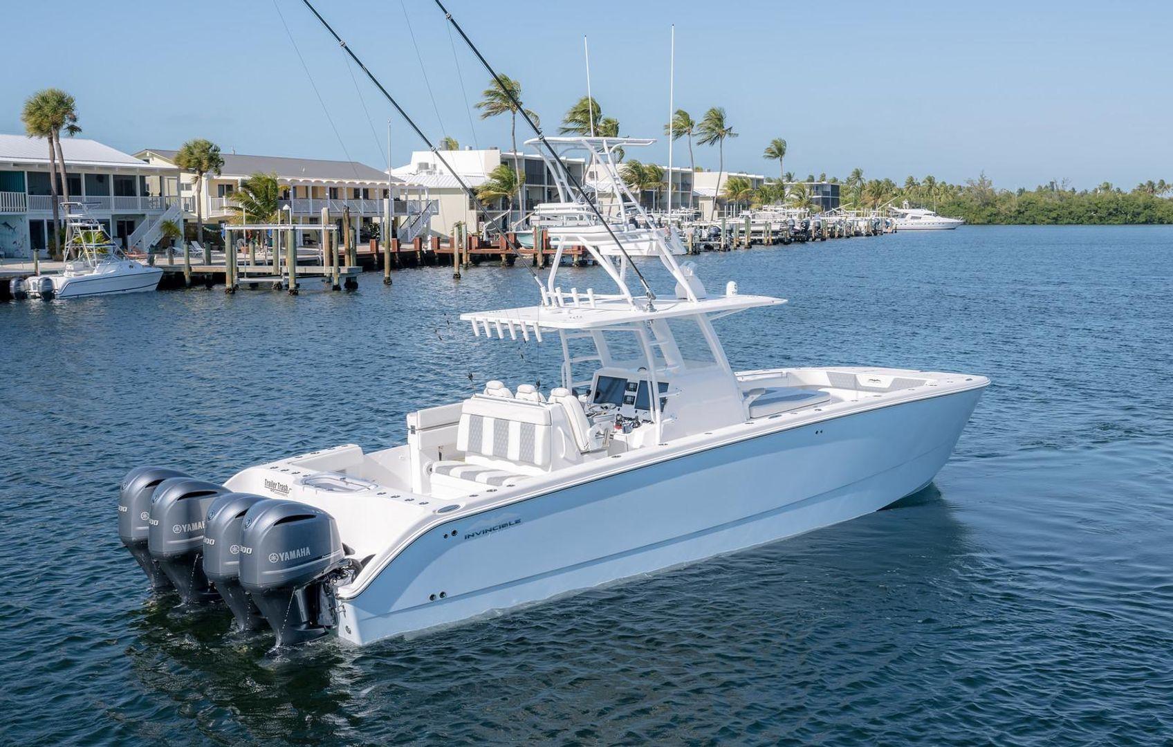 Invincible Boats Catamaran 39'