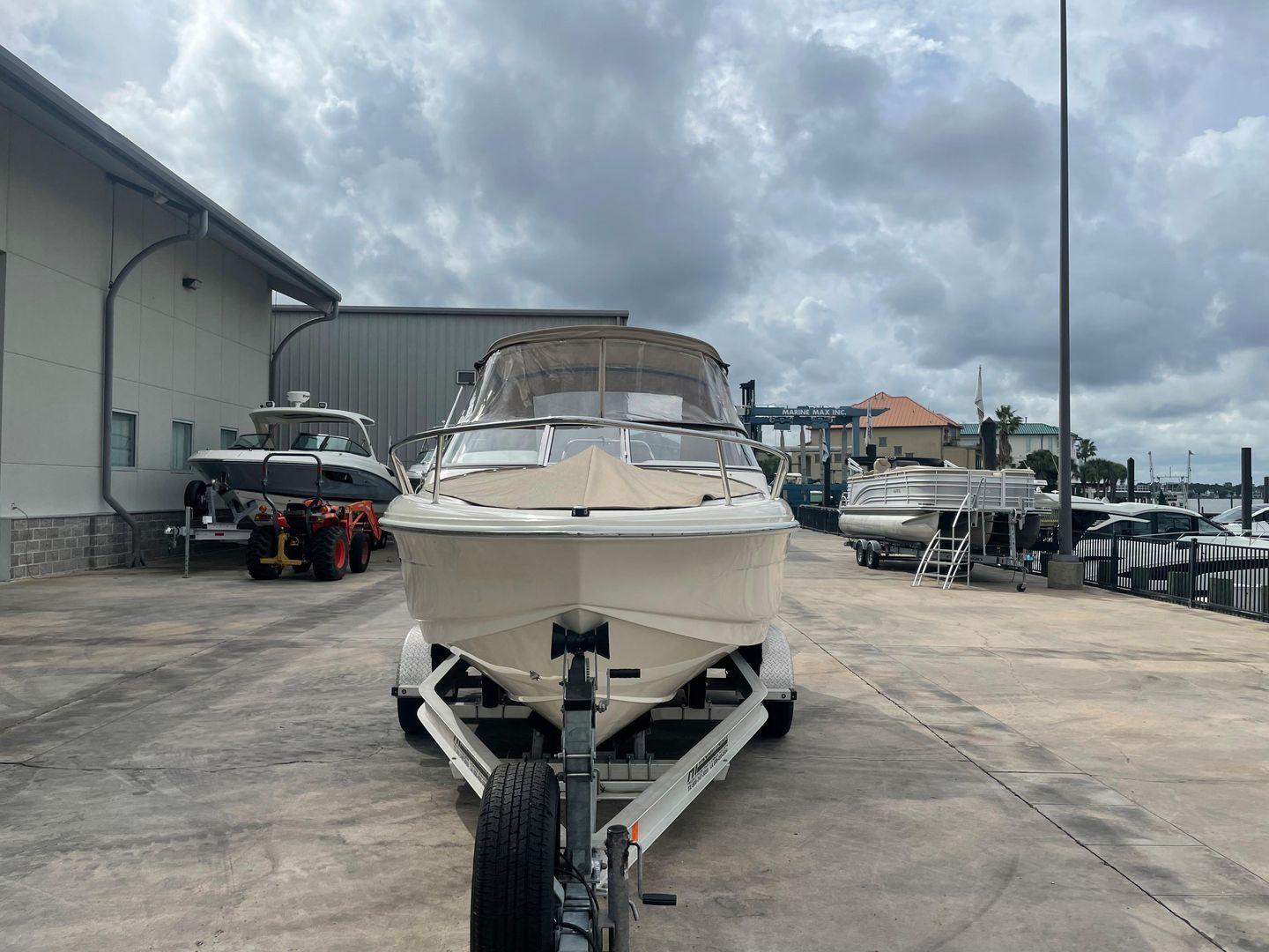 Scout Boat Dorado 21'