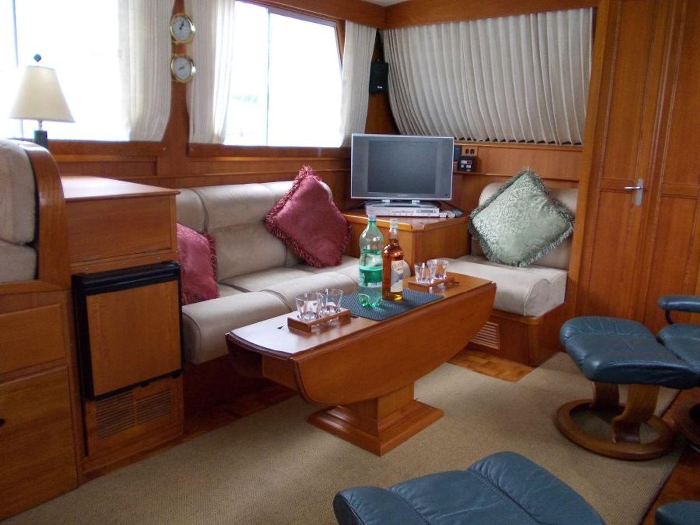 Grand Banks Heritage 42'