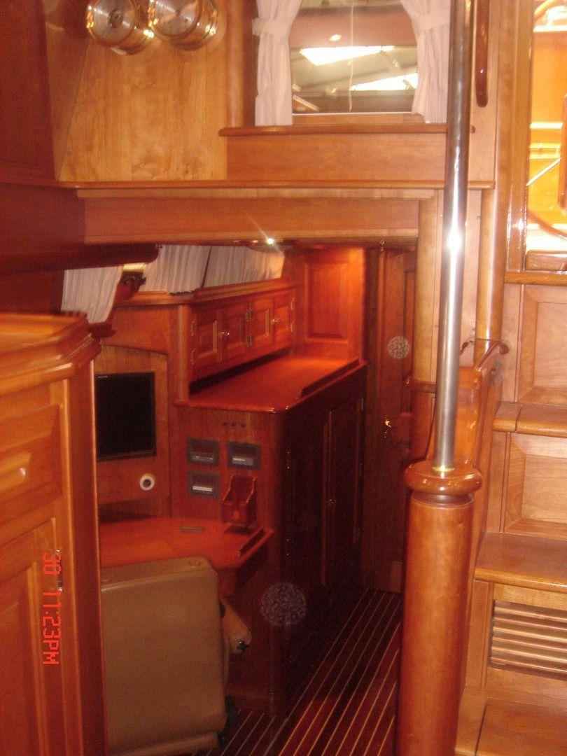 See Adler, Hinckley Sou'wester 70'