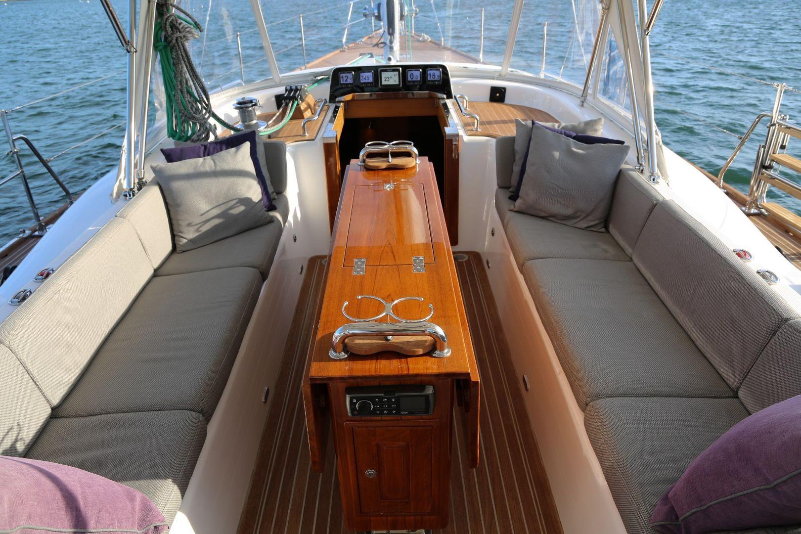 Hylas Yachts H 63'