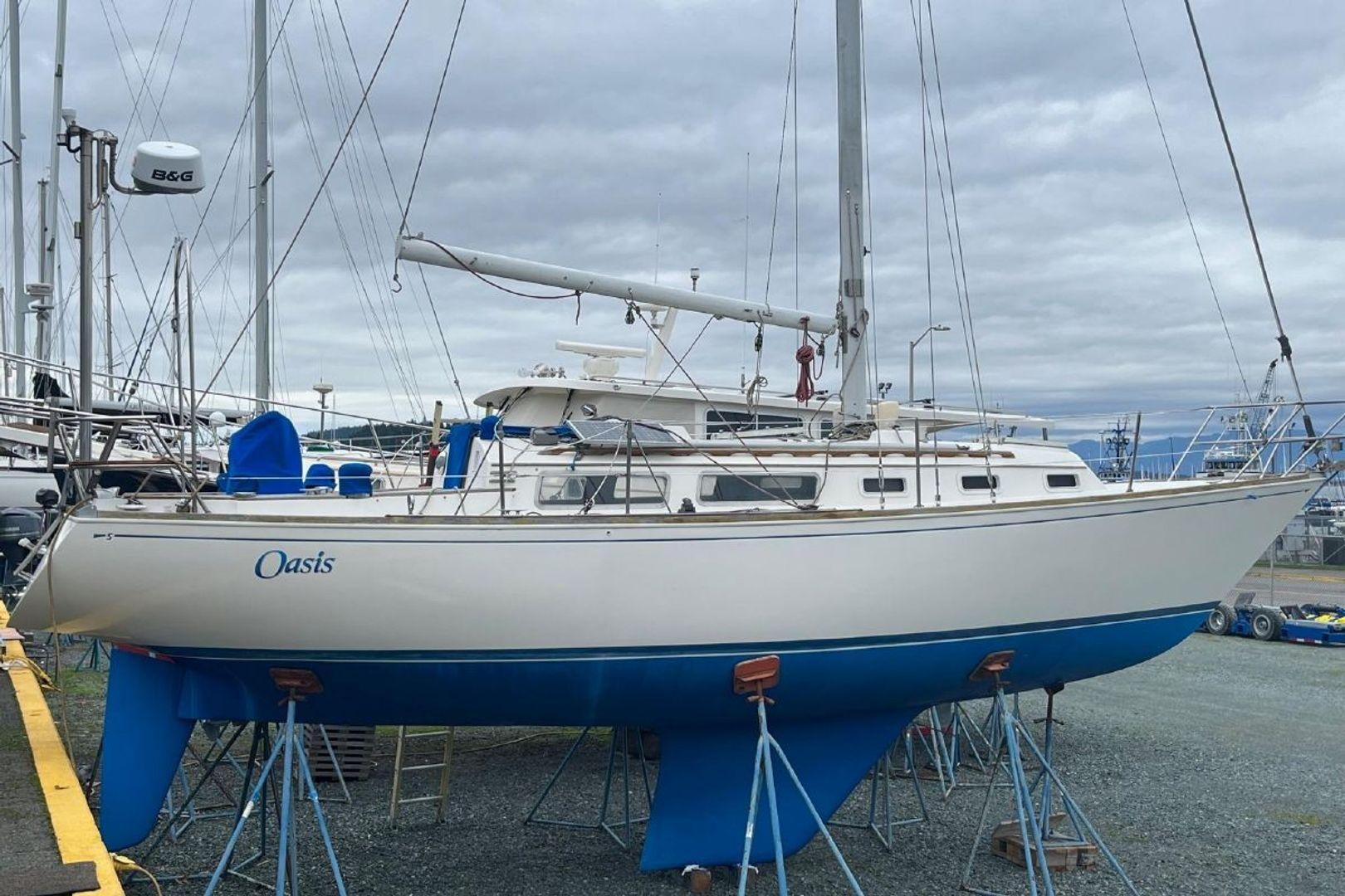 Oasis, Sabre Sailboats MK-1 34'