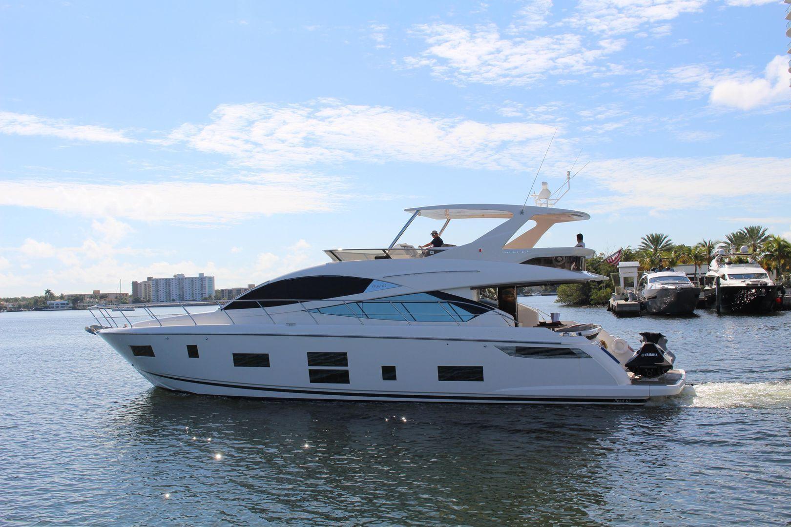 Pearl Yachts 65'