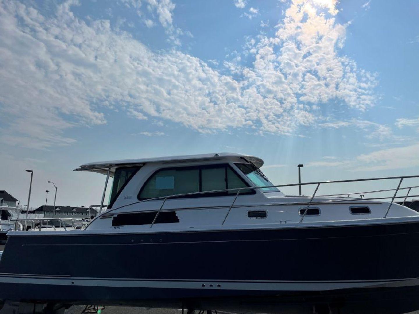 Sabre 38' SE