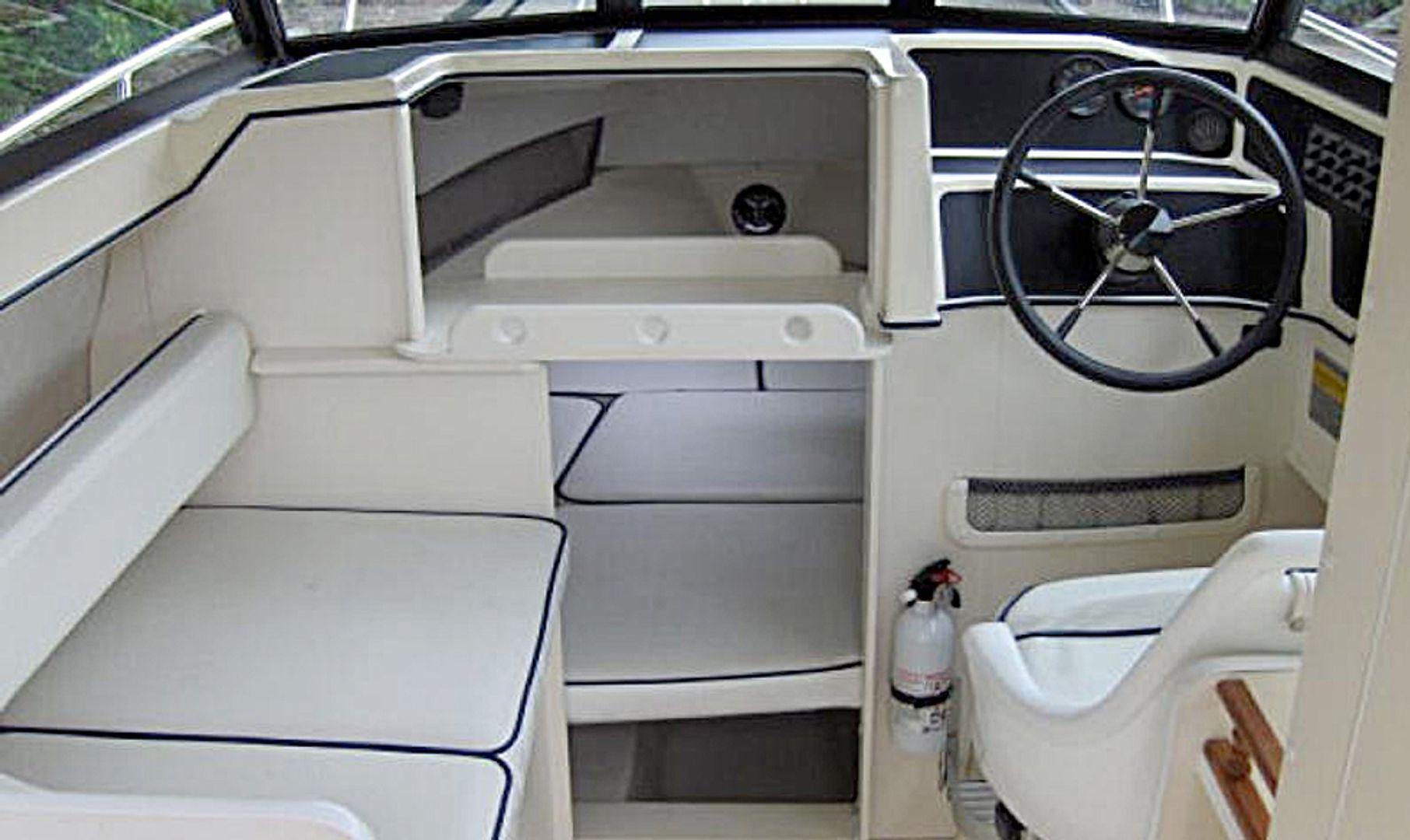 Arima Boats Sea Explorer HT 21'
