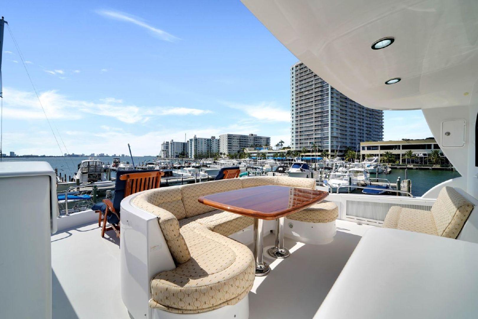 Hatteras Motor Yacht 80'