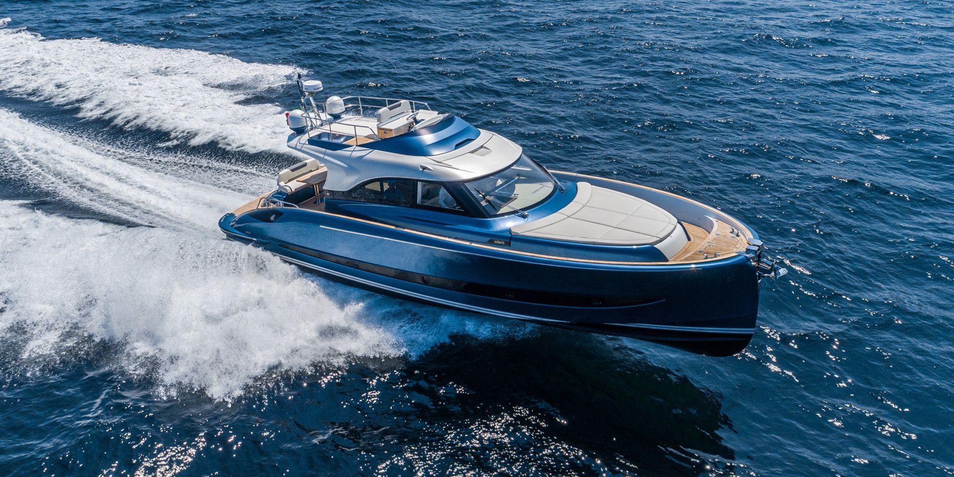 Solaris Power Flybridge 48'