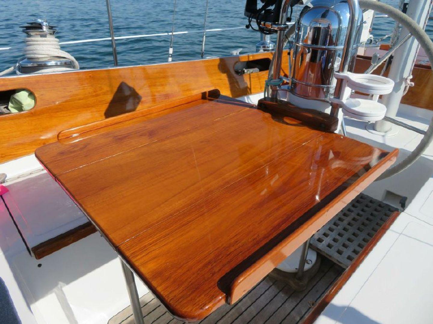 Secret Story, Hinckley Bermuda MK III Yawl 40'