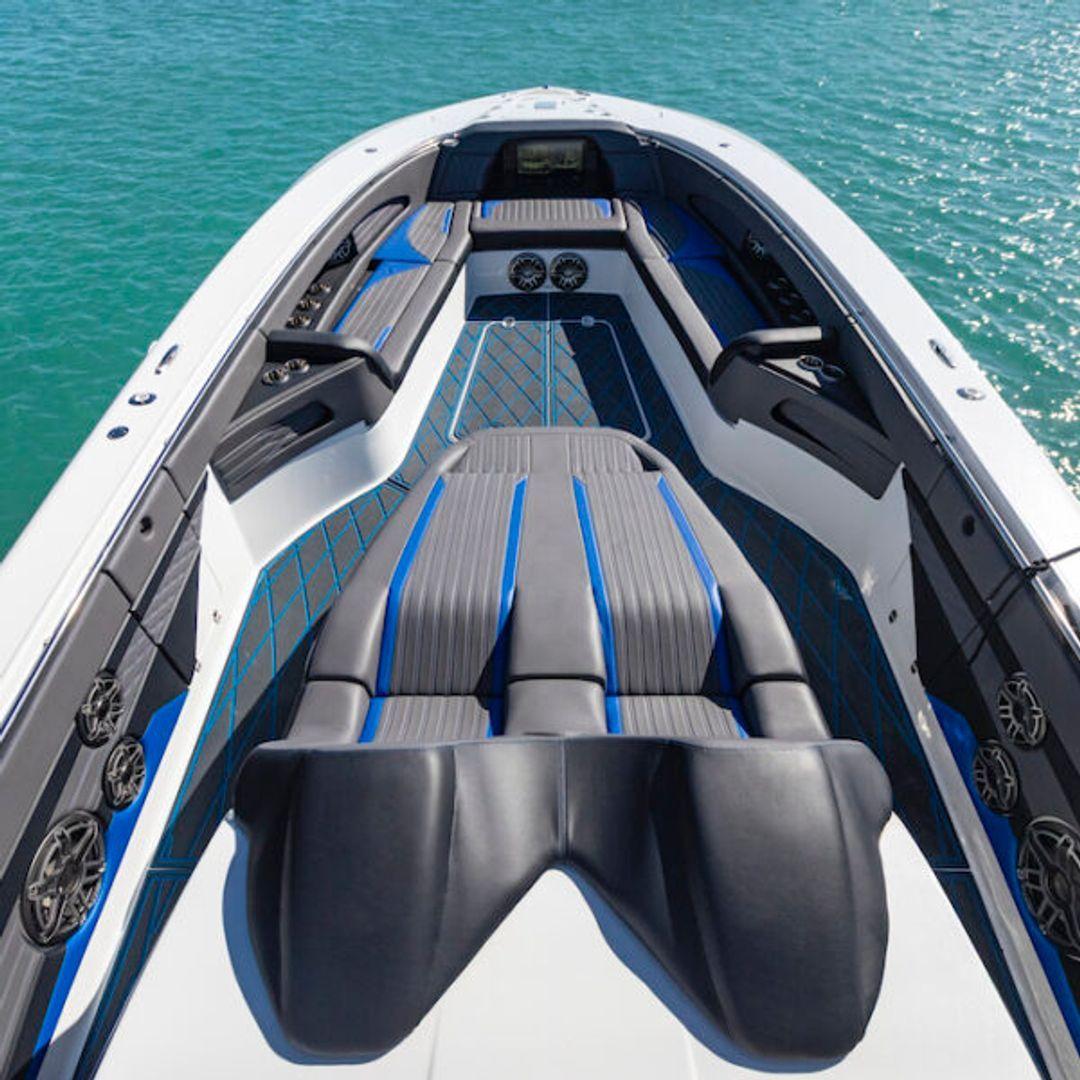 Marine Technology MTI V-Bottom V-57'