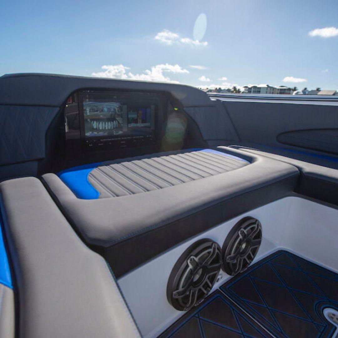 Marine Technology MTI V-Bottom V-57'