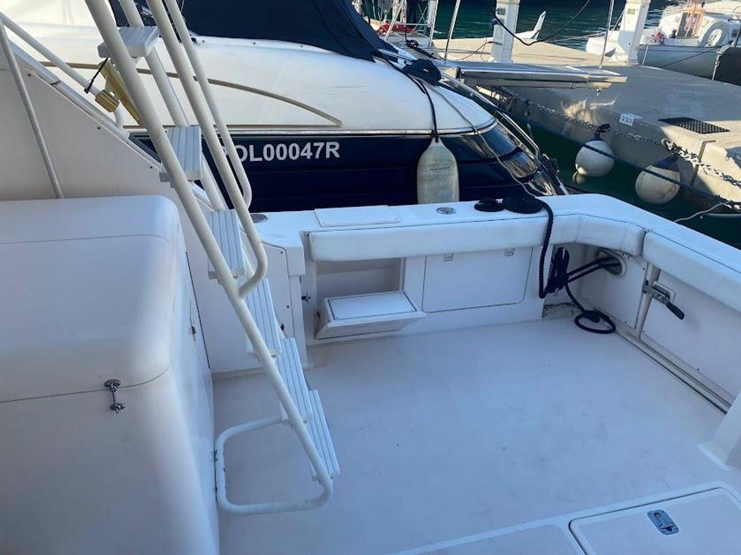 Bertram Convertible 46'