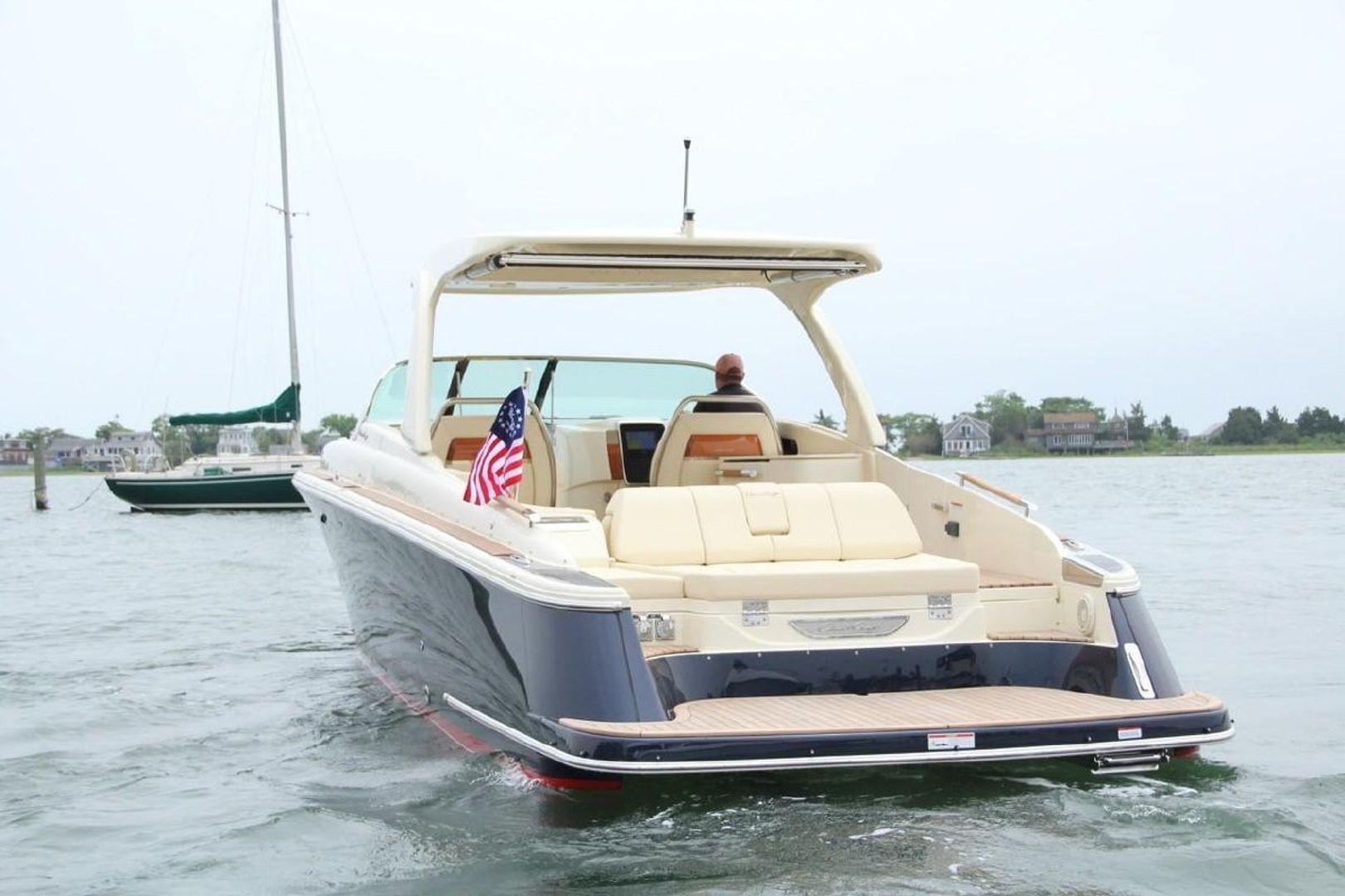 Chris-Craft Launch GT 35'