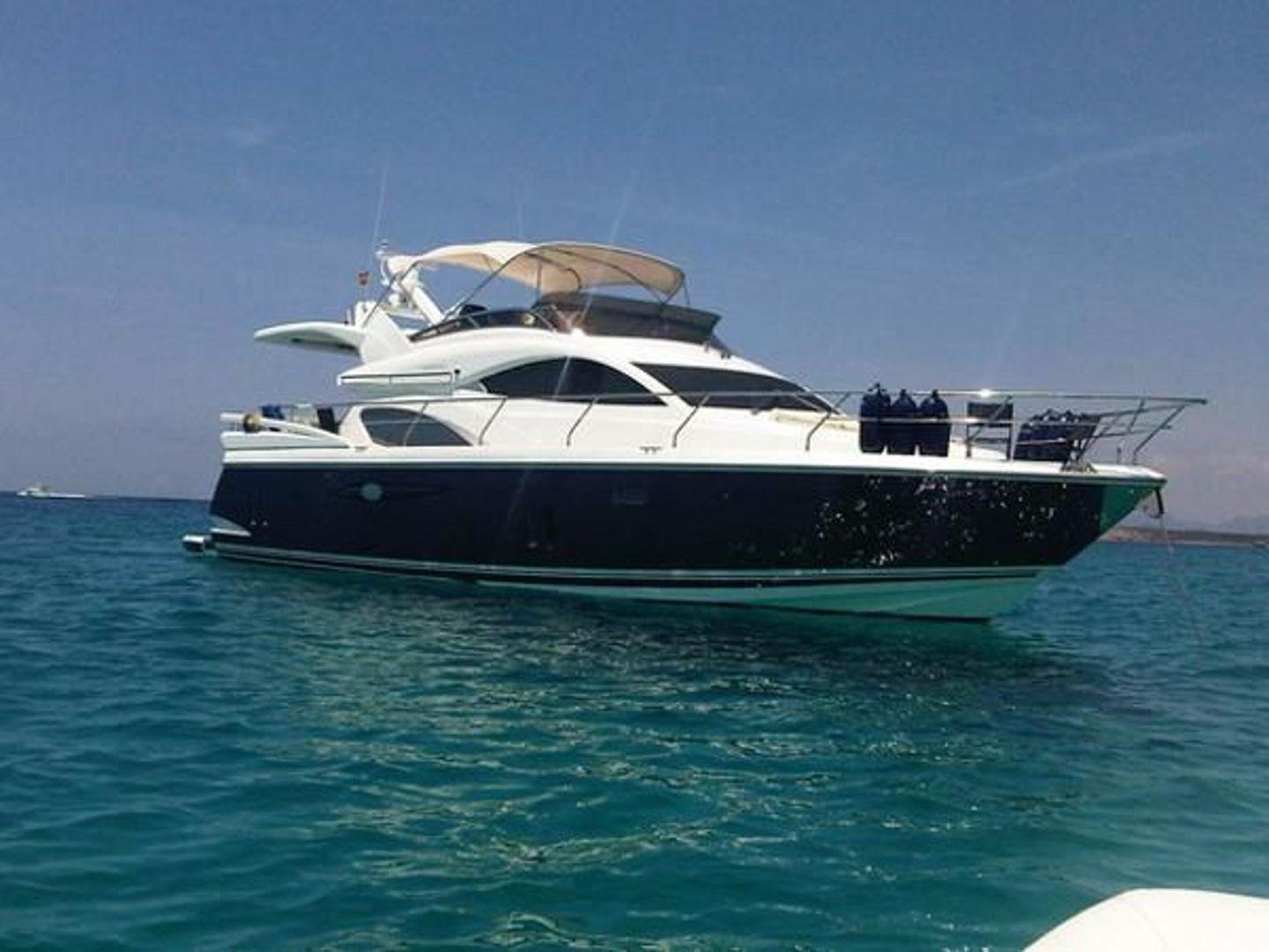 Pearl Yachts 60'