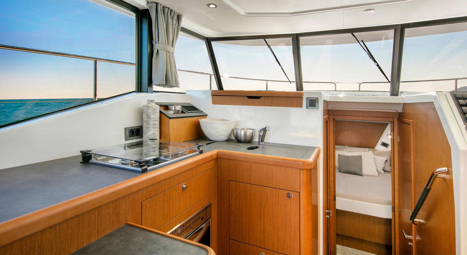 Beneteau Swift Trawler 35'