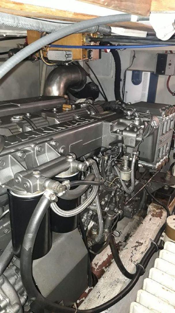 Knot Again, Sabre Sabreline 42' FLY Sedan
