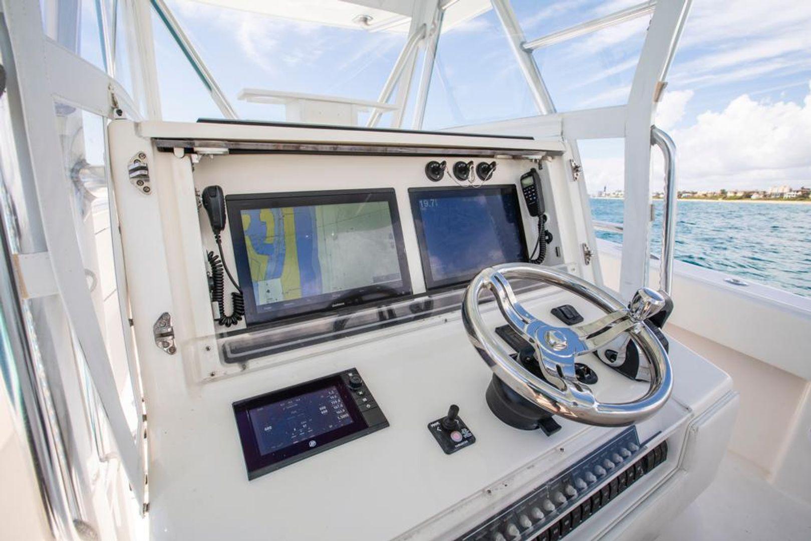 Invincible Boats 42'