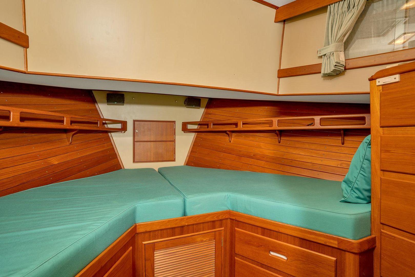 Harrmony, Grand Banks Classic 49'