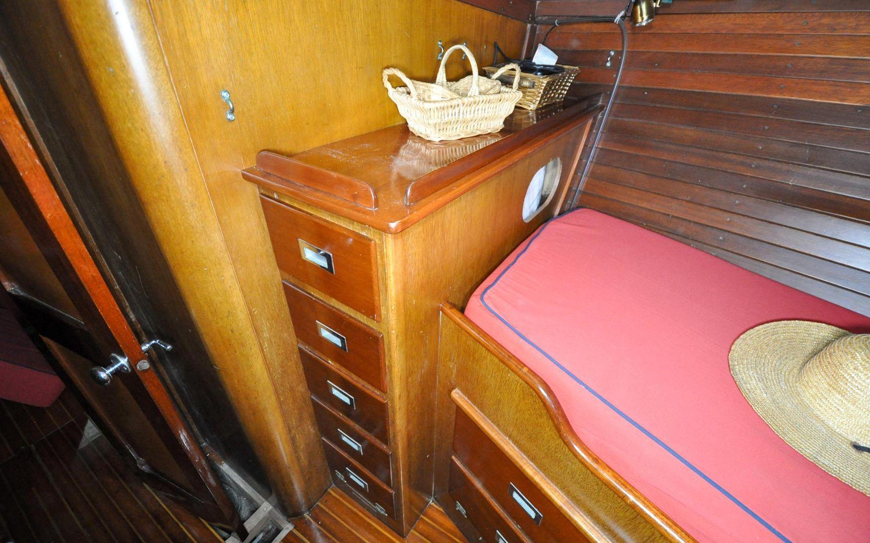 Hinckley Bermuda 40'