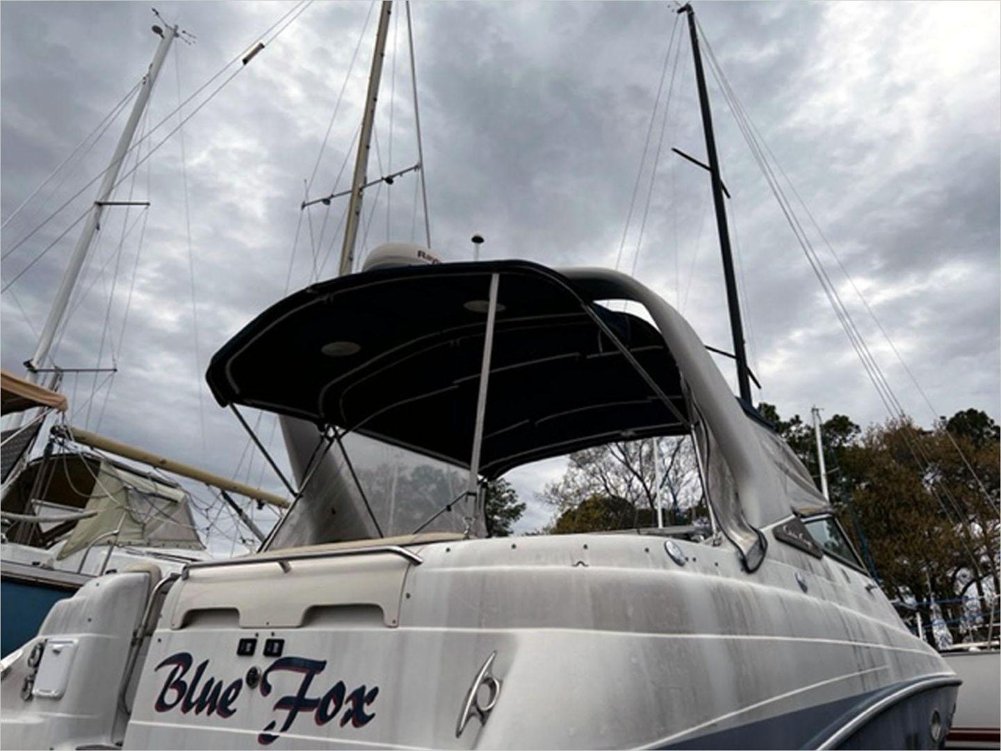Chris-Craft Express Cruiser 33'