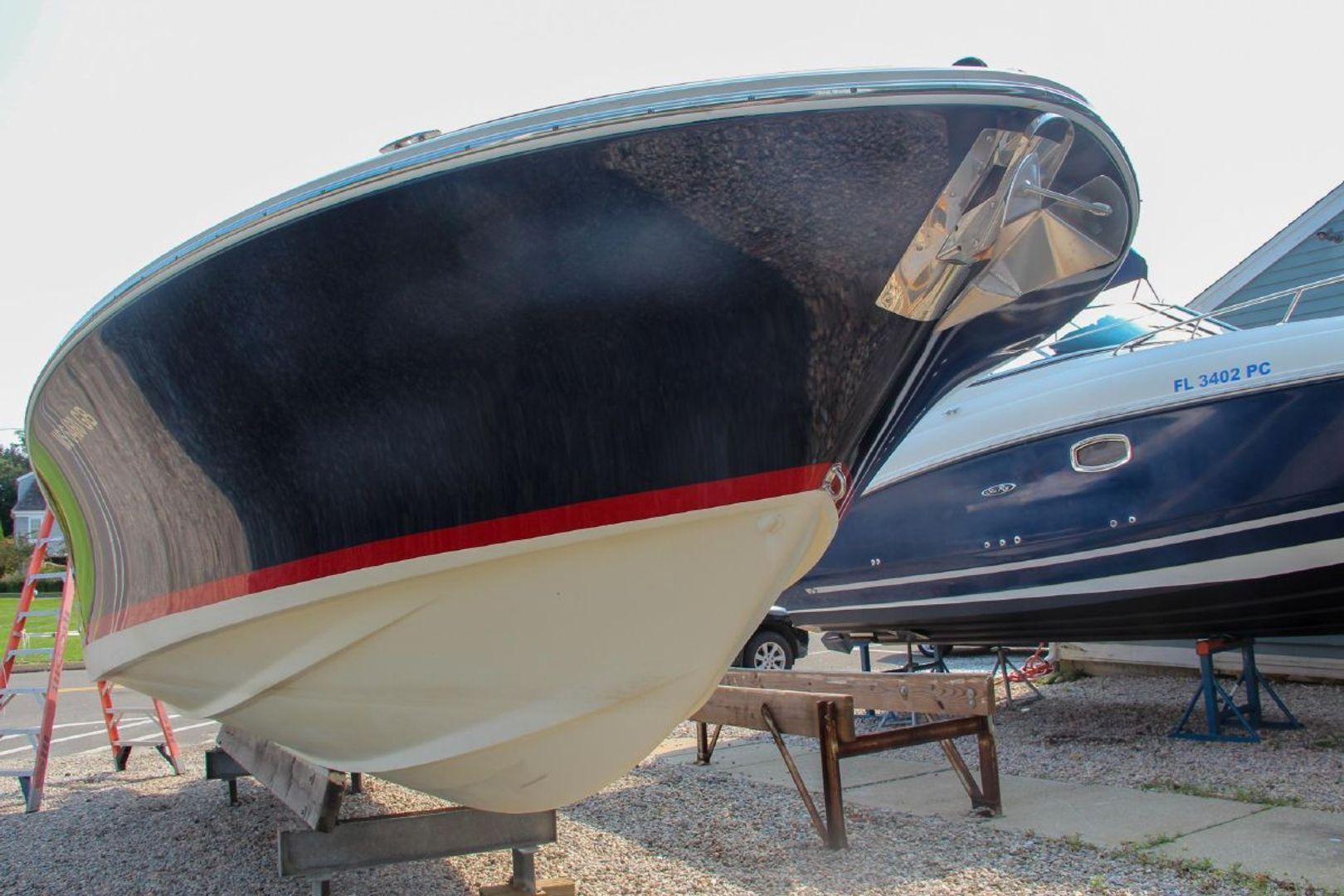 Chris-Craft Corsair 28'