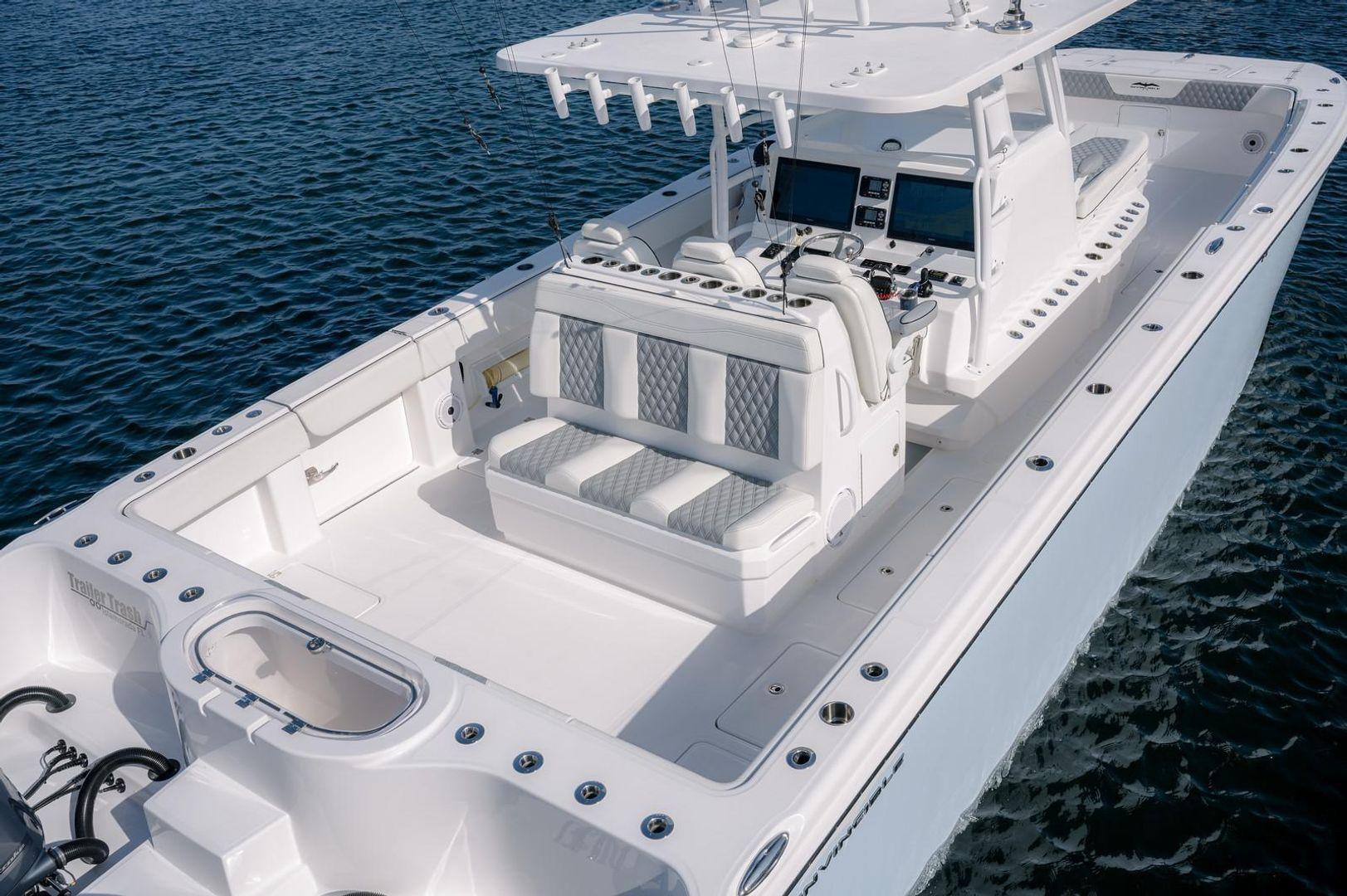 Invincible Boats Catamaran 39'