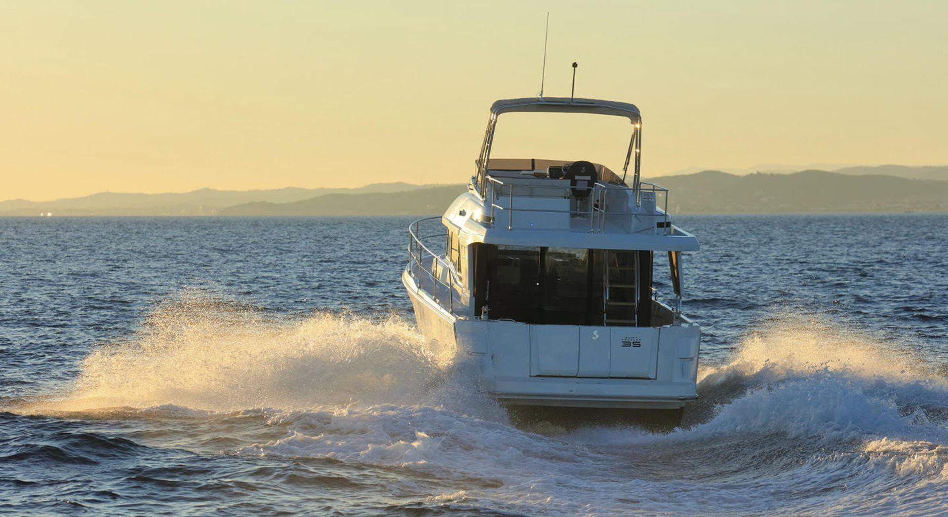 Beneteau Swift Trawler 35'