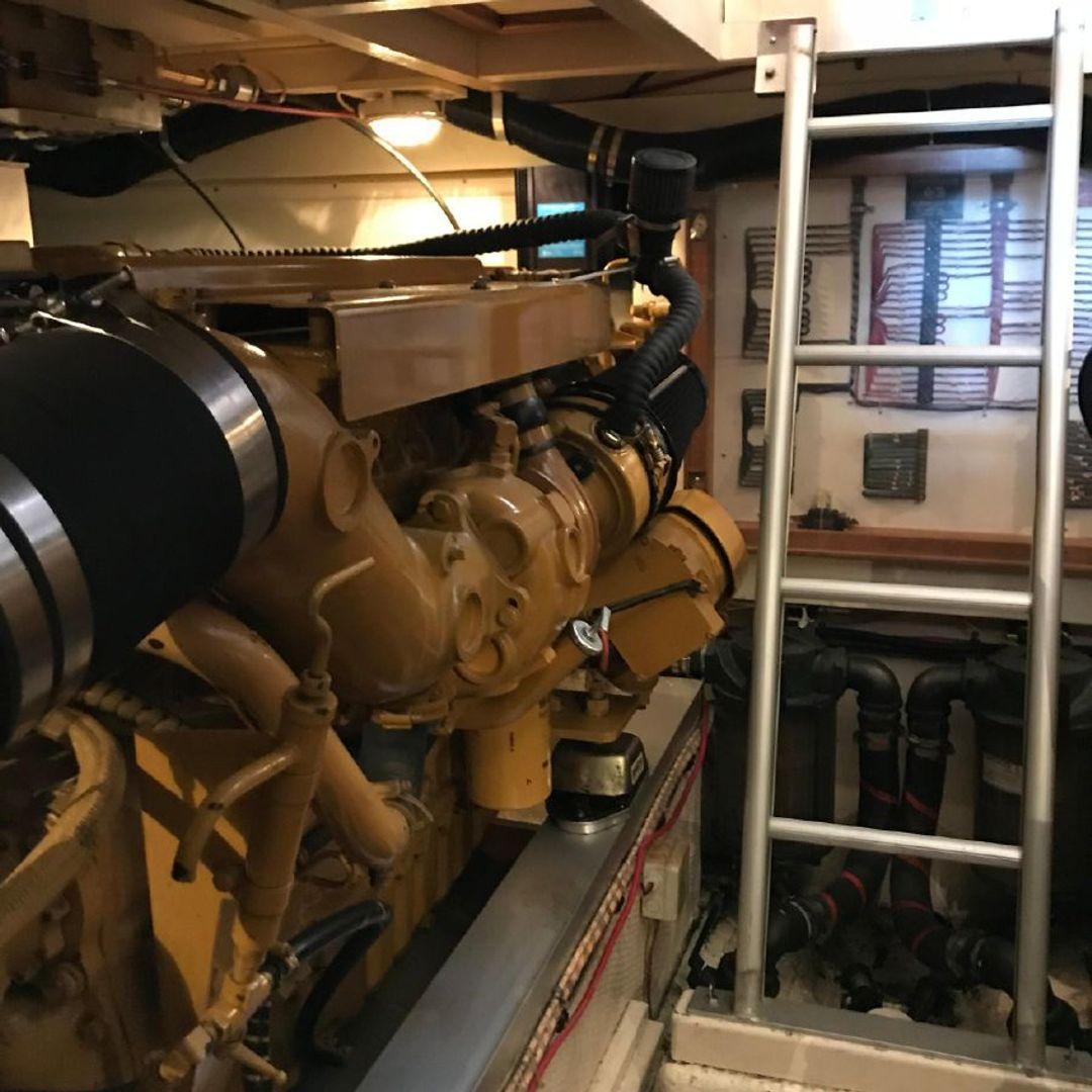 Grand Banks Europa 42'