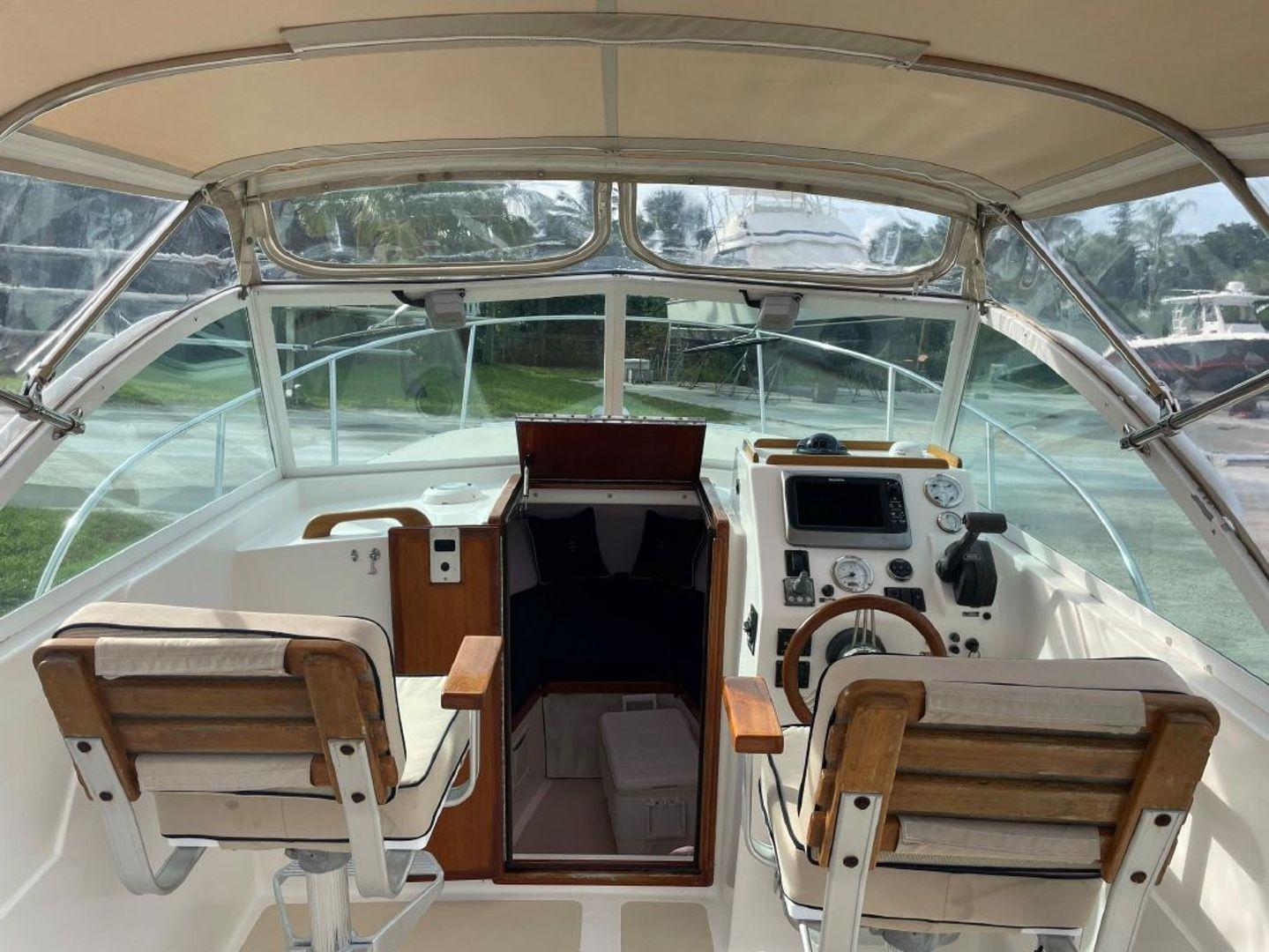 Hunt Yachts Sass-Sea, Surfhunter 25'