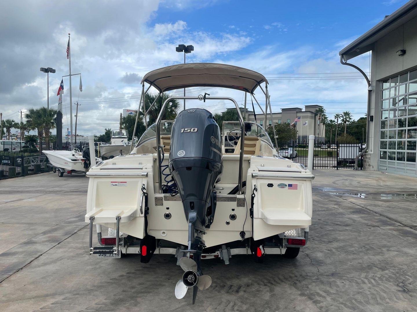 Scout Boat Dorado 21'