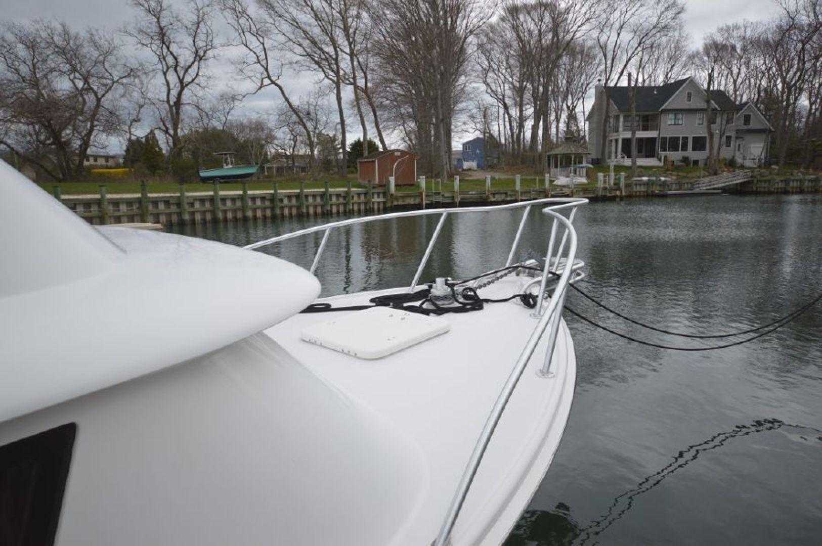 Miss Tonia, Bertram Flybridge Cruiser 31'