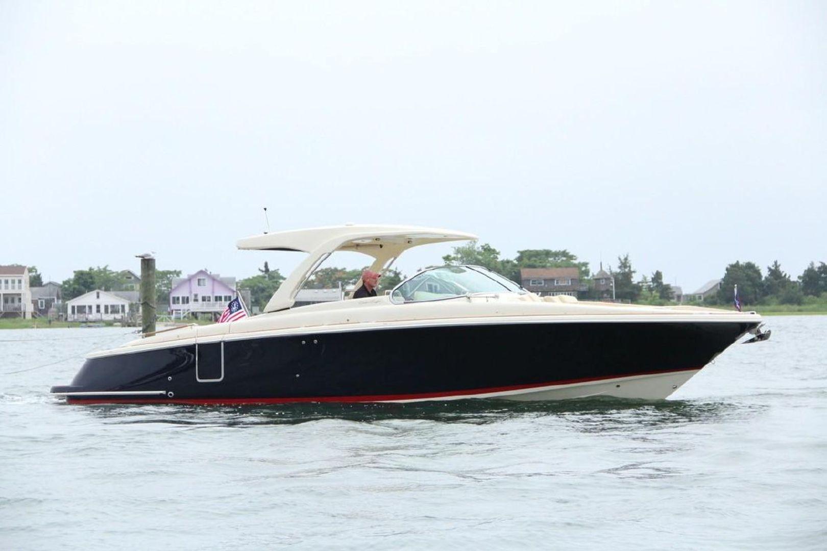 Chris-Craft Launch GT 35'