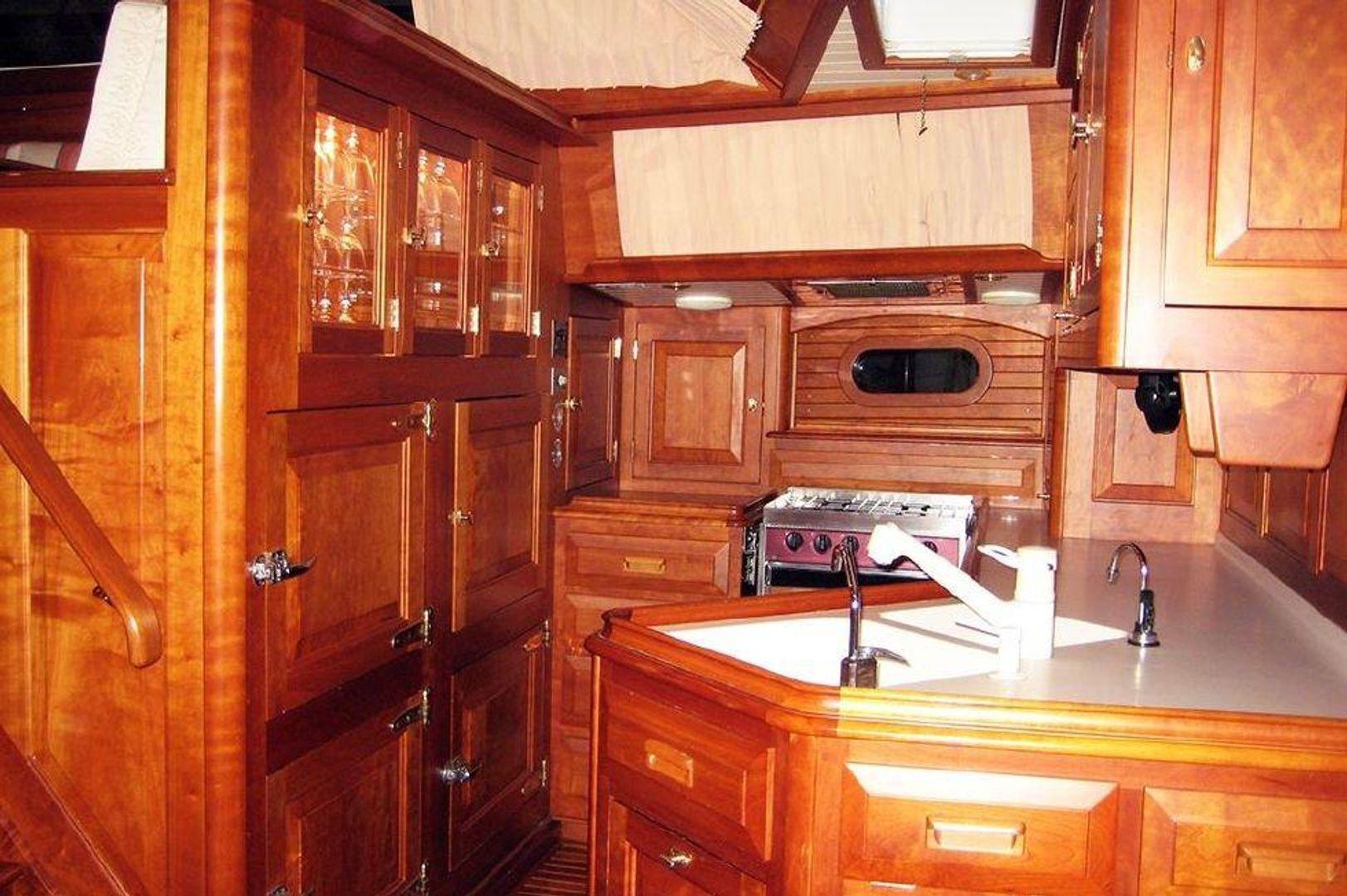 See Adler, Hinckley Sou'wester 70'