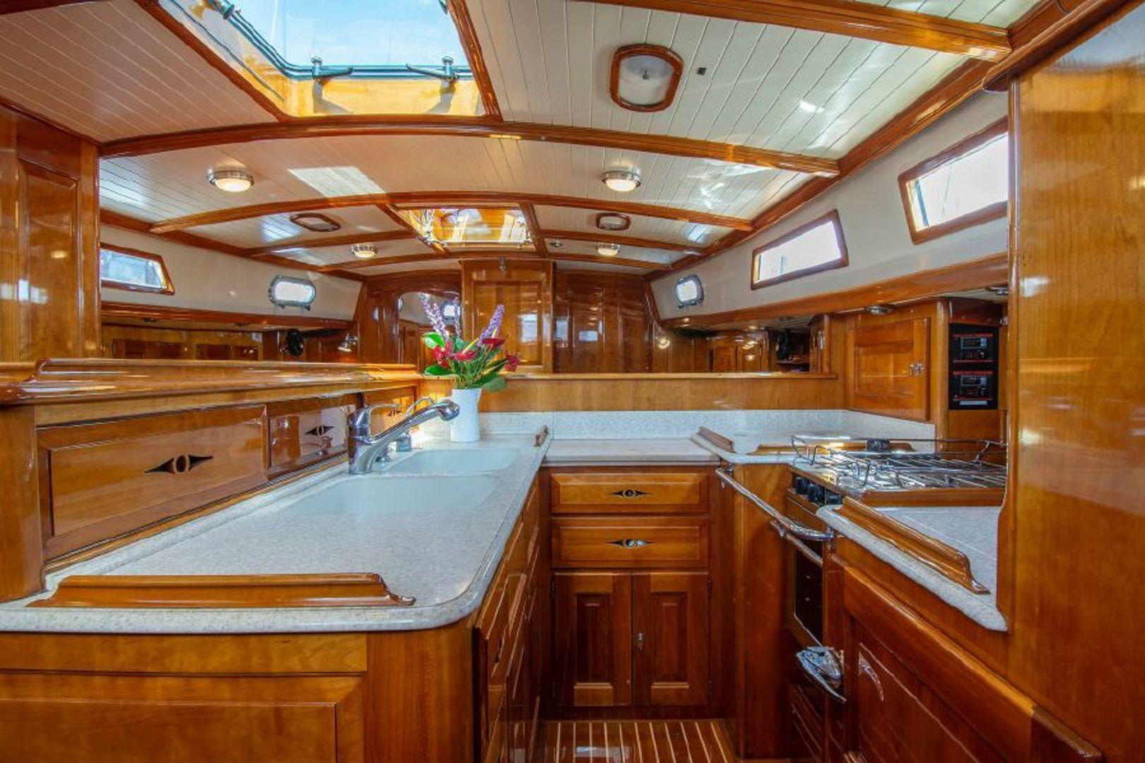 Chimera, Hinckley Custom 60'