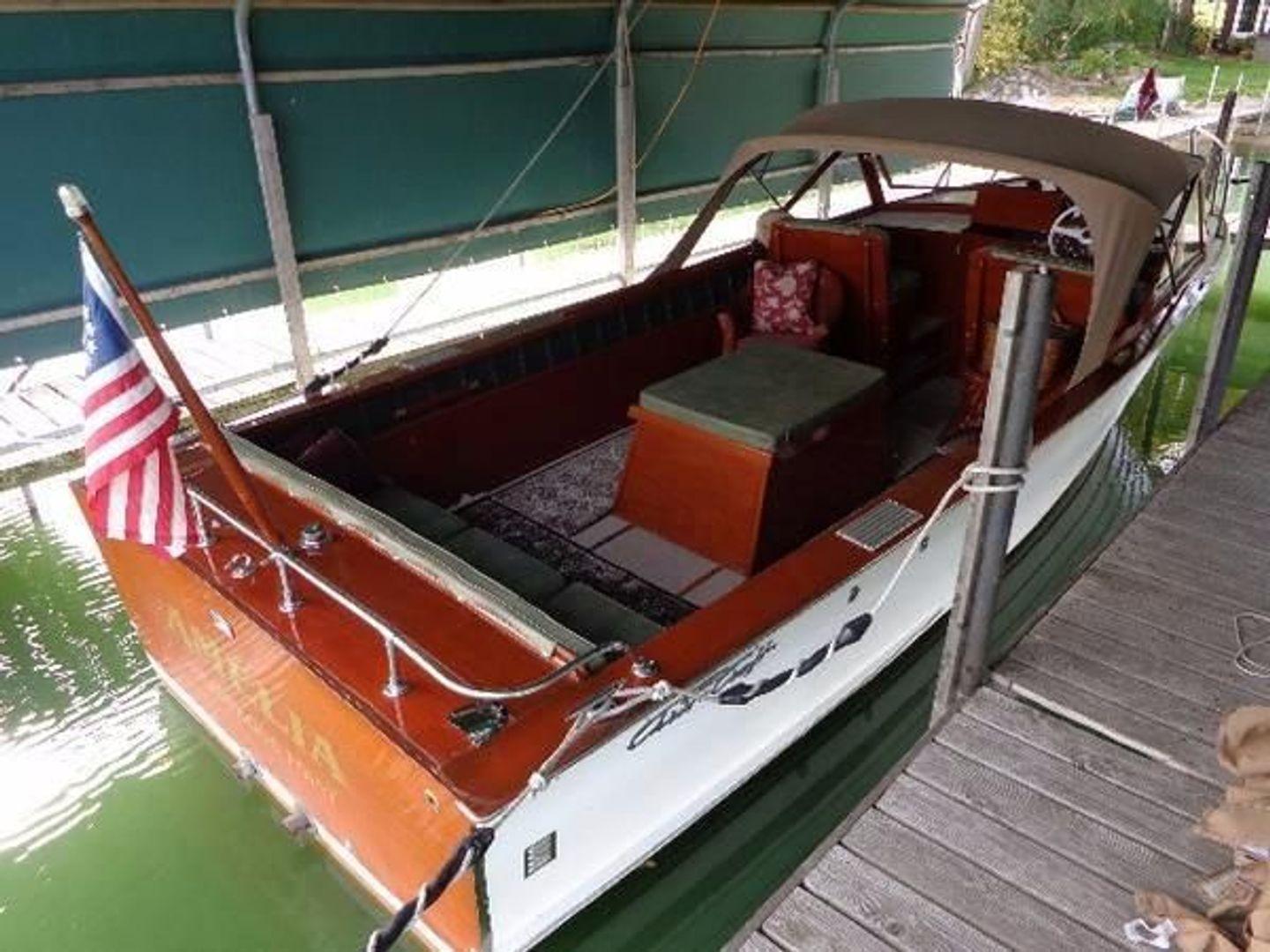 Chris-Craft Sea Skiff/Utility 27'