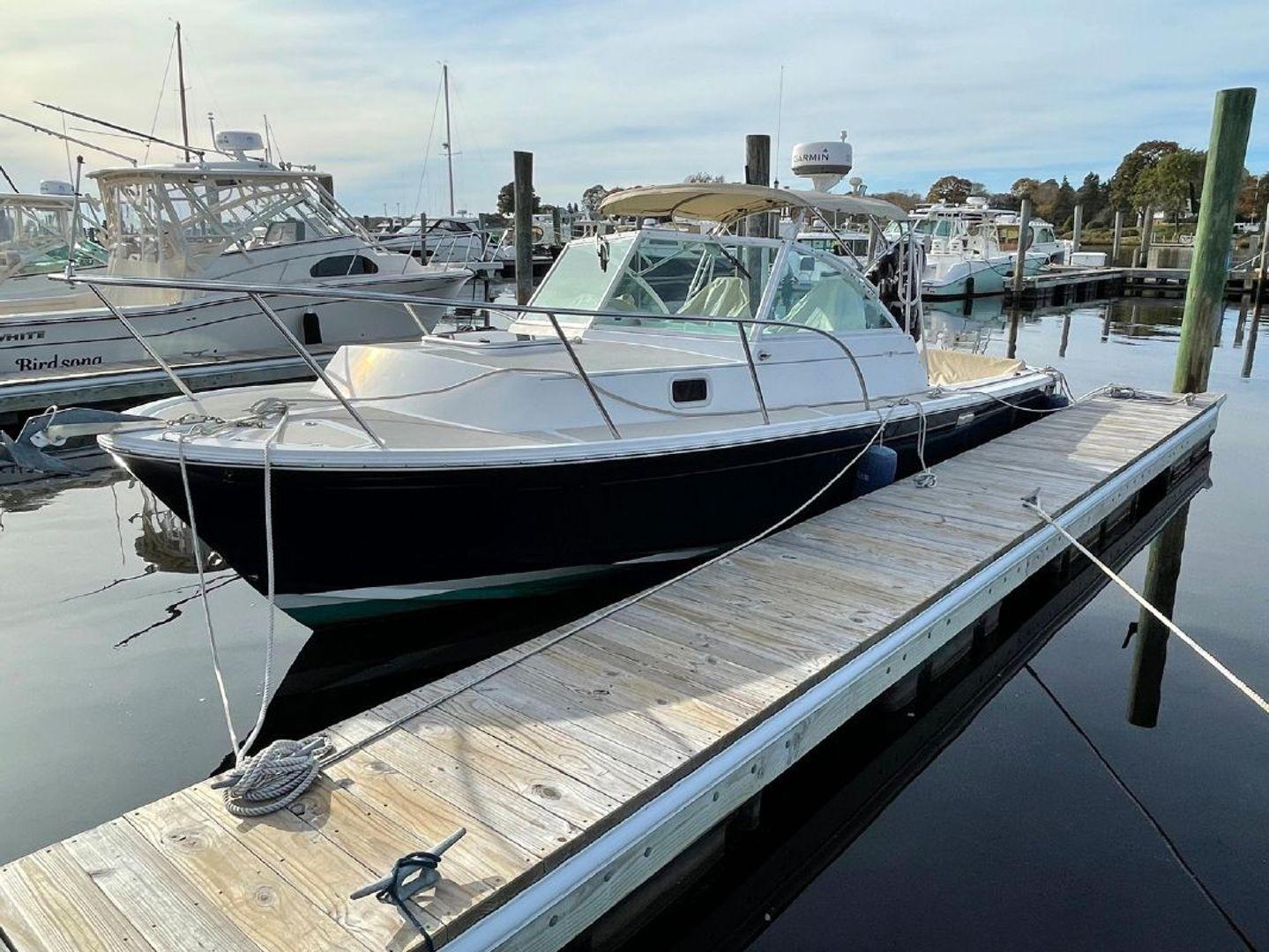 Hunt Yachts Surfhunter 25'