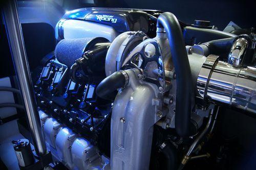 DCB Performance Boats M37R