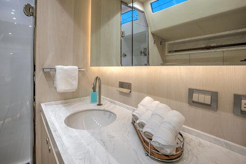 Hylas Yachts H 60'