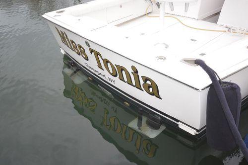 Miss Tonia, Bertram Flybridge Cruiser 31'
