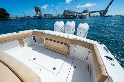 Scout Boat Lxf 35'