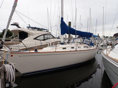 Sun Dial, Sabre Sailboats MK II 38'