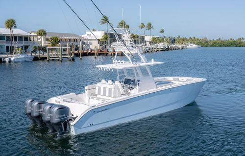 Invincible Boats Catamaran 39'